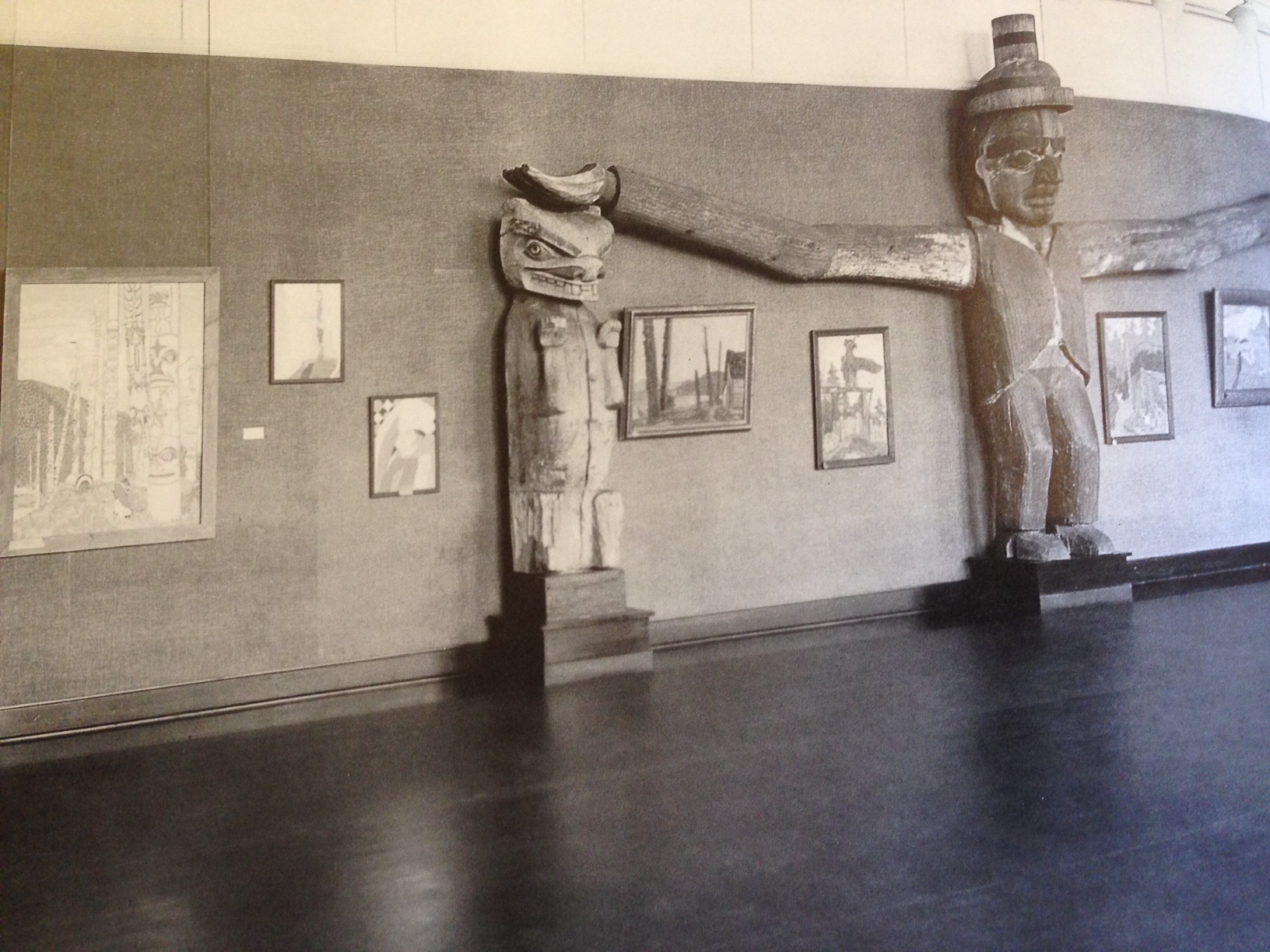 A reproduction of the photo from the 1927 exhibition, 